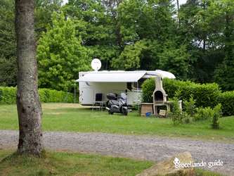 Emplacements camping-car - Camping Le Painfaut près de l'île aux Pies